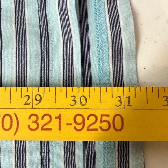 Peter Millar Men’s Large 100% cotton quality golf polo, gently used. Blue stripe - Picture 7 of 11